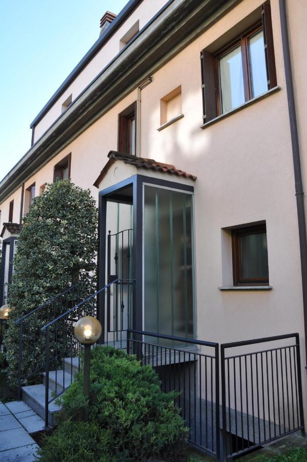 ローヴェレCasa Marisaアパートメント エクステリア 写真